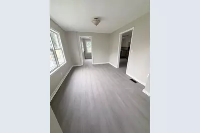 106 Chestnut St #106, West Springfield, MA 01089 - Photo 4