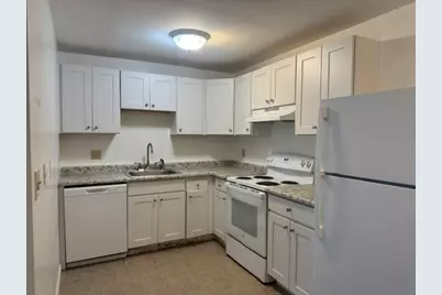 300 Main Street #7, Woburn, MA 01801 - Photo 2
