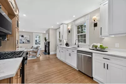162 High St #A, Danvers, MA 01923 - Photo 4