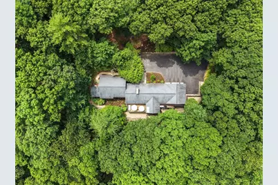 34 Hilltop Rd, Weston, MA 02493 - Photo 2