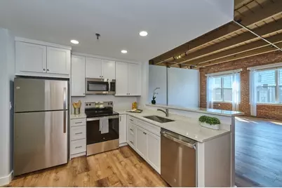 33 Sleeper Street #603, Boston, MA 02210 - Photo 4