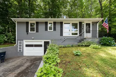 25 Pinedale St, Southbridge, MA 01550 - Photo 1
