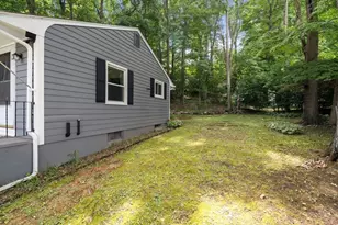 25 Pinedale St, Southbridge, MA 01550 - Photo 22