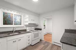 25 Pinedale St, Southbridge, MA 01550 - Photo 8