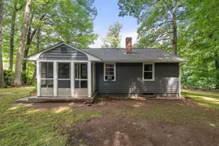 25 Pinedale St, Southbridge, MA 01550 - Photo 24