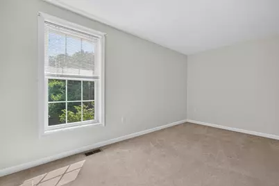 199 Heathrow, Manchester, NH 03104 - Photo 28