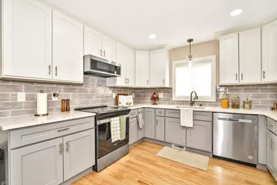334 Winter St, Brockton, MA 02302 - Photo 8