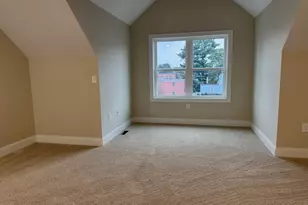 562 Gorham St, Lowell, MA 01852 - Photo 30