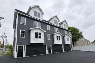 562 Gorham St, Lowell, MA 01852 - Photo 6