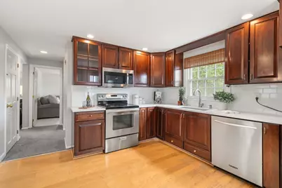 102 Cherry St, Framingham, MA 01701 - Photo 8