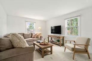 102 Cherry St, Framingham, MA 01701 - Photo 4