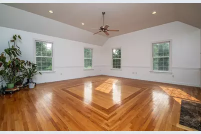 23 Summerfield Rd, Amherst, MA 01002 - Photo 16
