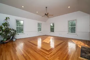 23 Summerfield Rd, Amherst, MA 01002 - Photo 16