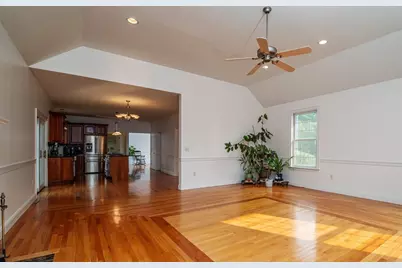 23 Summerfield Rd, Amherst, MA 01002 - Photo 20