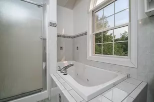 23 Summerfield Rd, Amherst, MA 01002 - Photo 38