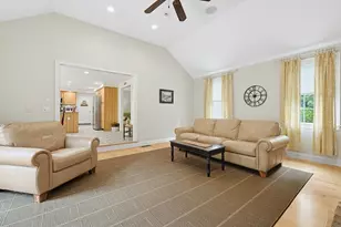 85 Connor Pass, Uxbridge, MA 01569 - Photo 6