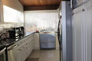35 Lawrence Ln, Lexington, MA 02421 - Photo 2