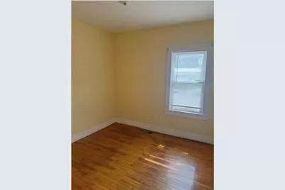 140 Clifton Ave, Brockton, MA 02301 - Photo 4