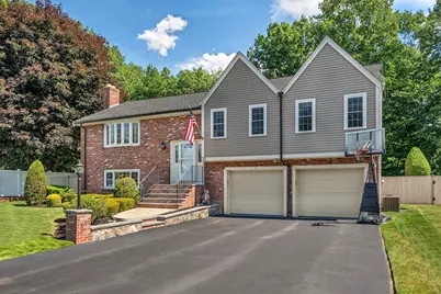 34 Judith Cir, Dedham, MA 02026 - Photo 2