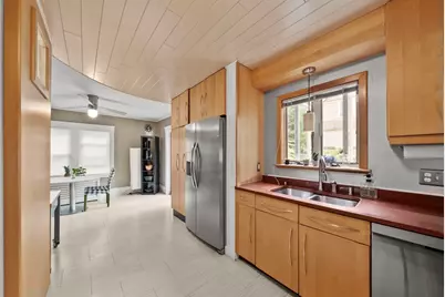 25 Maple Ave., Newton, MA 02458 - Photo 12