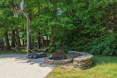 115 Williamsburg Dr, Longmeadow, MA 01106 - Photo 40