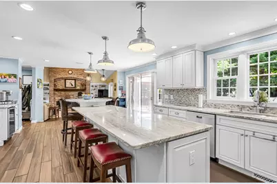 115 Williamsburg Dr, Longmeadow, MA 01106 - Photo 10