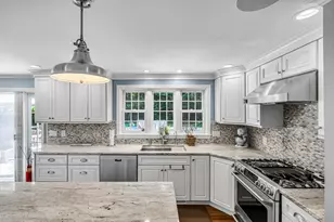 115 Williamsburg Dr, Longmeadow, MA 01106 - Photo 8