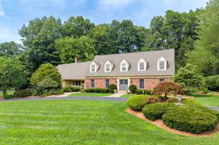115 Williamsburg Dr, Longmeadow, MA 01106 - Photo 1