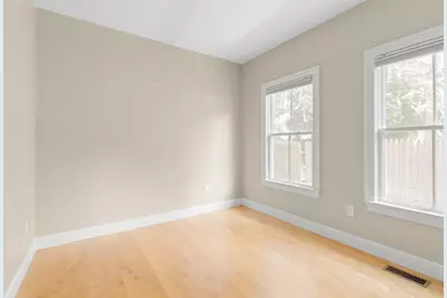 9 Sheridan #1, Cambridge, MA 02140 - Photo 8
