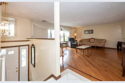 8 Patrick Circle, Stoneham, MA 02180 - Photo 6