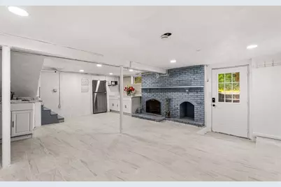 8 Priscilla Lane, Billerica, MA 01821 - Photo 14