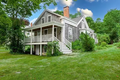 28 Main Street, Mattapoisett, MA 02739 - Photo 1