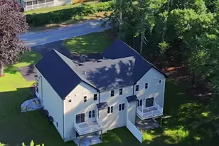 86 High St, Carver, MA 02330 - Photo 4