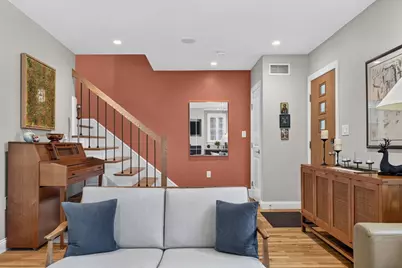 16 York Ter, Brookline, MA 02446 - Photo 4