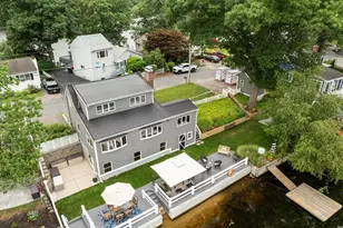 32 Treasure Island Rd, Plainville, MA 02762 - Photo 2