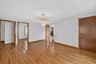 31 Oregon St, Fall River, MA 02720 - Photo 6