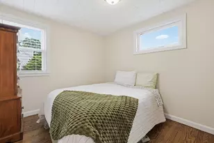 54 Crescent Ave, North Attleboro, MA 02760 - Photo 16