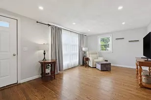 54 Crescent Ave, North Attleboro, MA 02760 - Photo 2