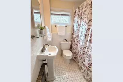 36 Brookdale St, Boston, MA 02131 - Photo 16