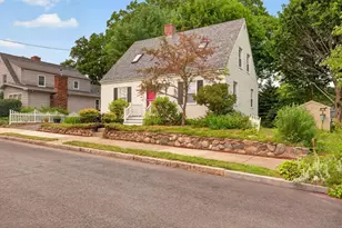 414 Archer St, Fall River, MA 02720 - Photo 4