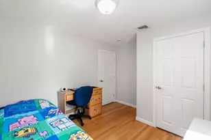 32 Grosvenor Rd, Waltham, MA 02453 - Photo 24