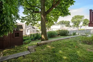 32 Grosvenor Rd, Waltham, MA 02453 - Photo 32