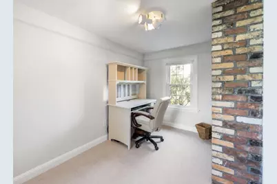 32 Grosvenor Rd, Waltham, MA 02453 - Photo 16
