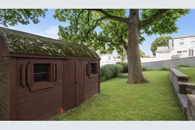 32 Grosvenor Rd, Waltham, MA 02453 - Photo 34