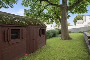 32 Grosvenor Rd, Waltham, MA 02453 - Photo 34
