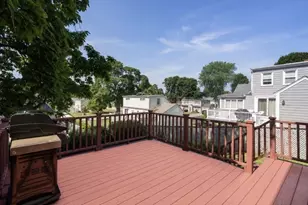 32 Grosvenor Rd, Waltham, MA 02453 - Photo 30