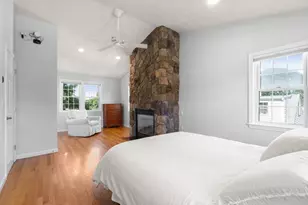 32 Grosvenor Rd, Waltham, MA 02453 - Photo 18