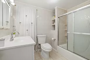 30 Woodlawn St, Everett, MA 02149 - Photo 6