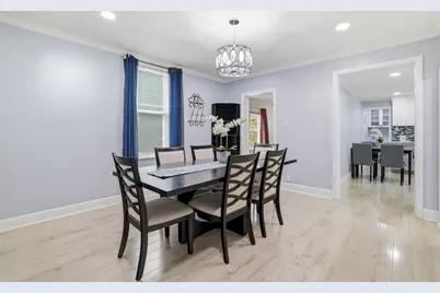30 Woodlawn St, Everett, MA 02149 - Photo 4