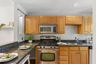 20 Ship Ave, Medford, MA 02155 - Photo 12